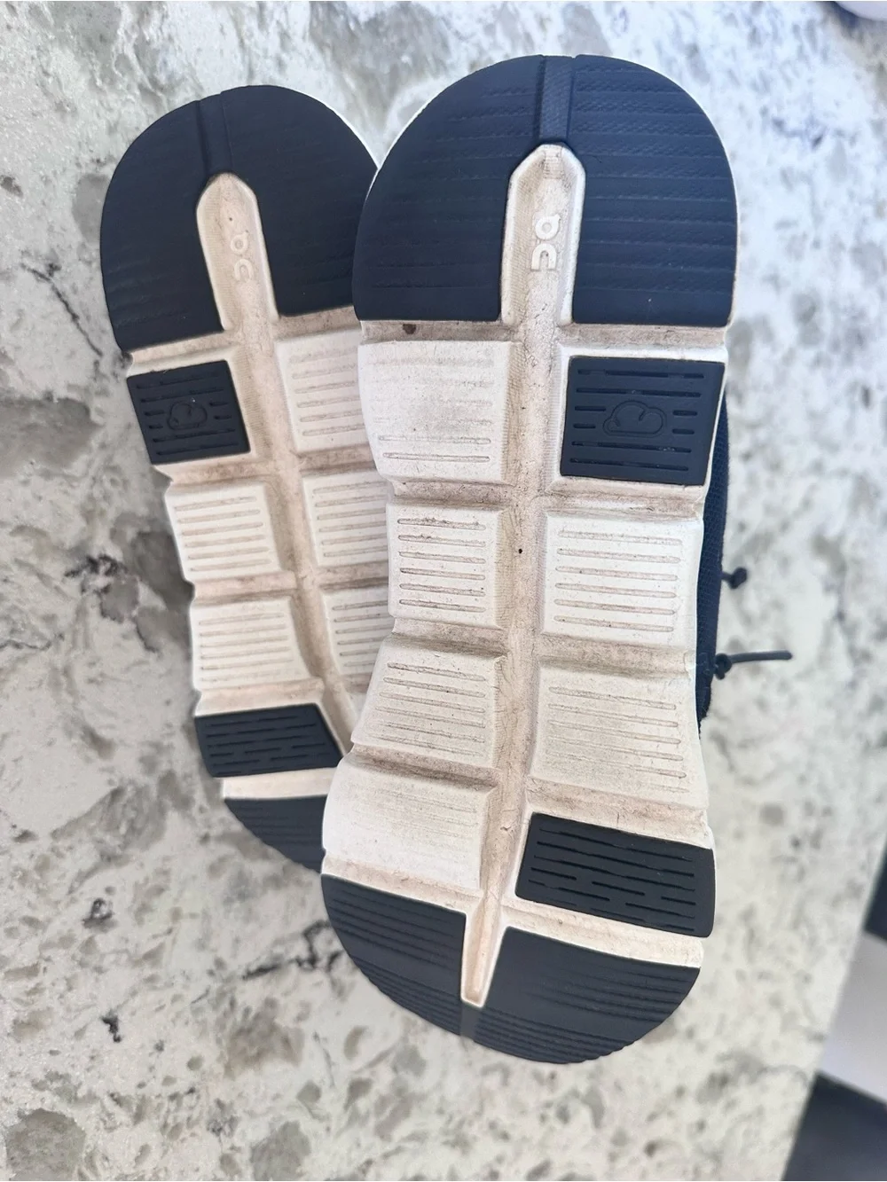 On Running Men's Navy and White Cloudstyle Running Shoes